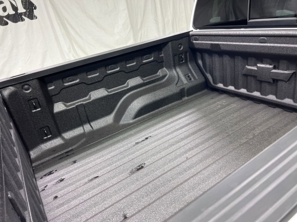 2025 Chevrolet Colorado WT/LT