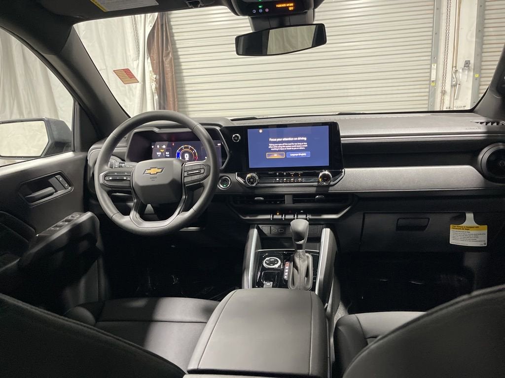 2025 Chevrolet Colorado WT/LT