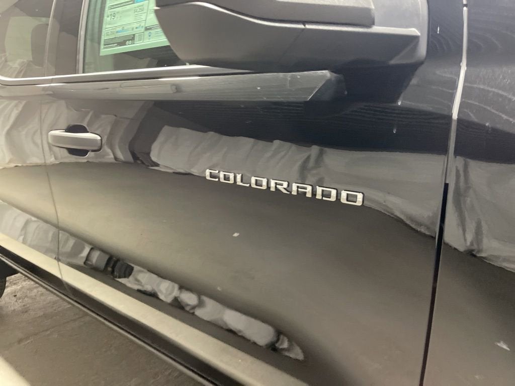 2025 Chevrolet Colorado WT/LT