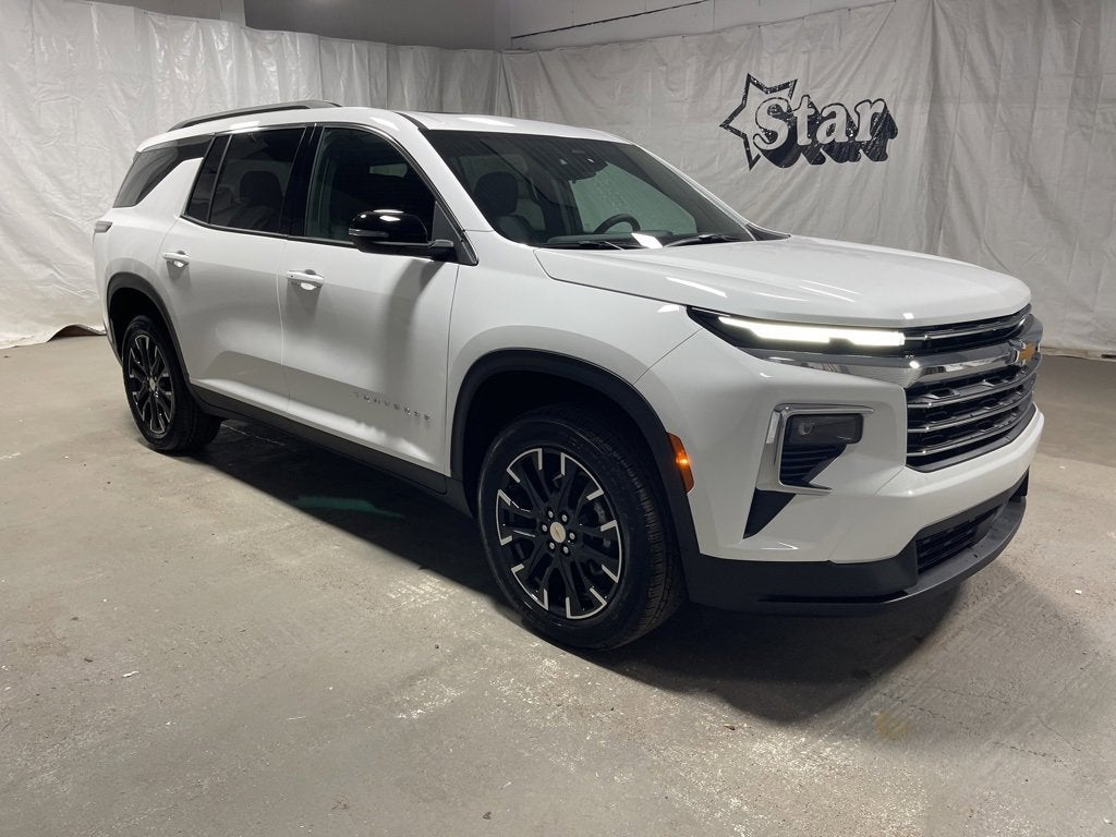 2026 Chevrolet Traverse LT's photo