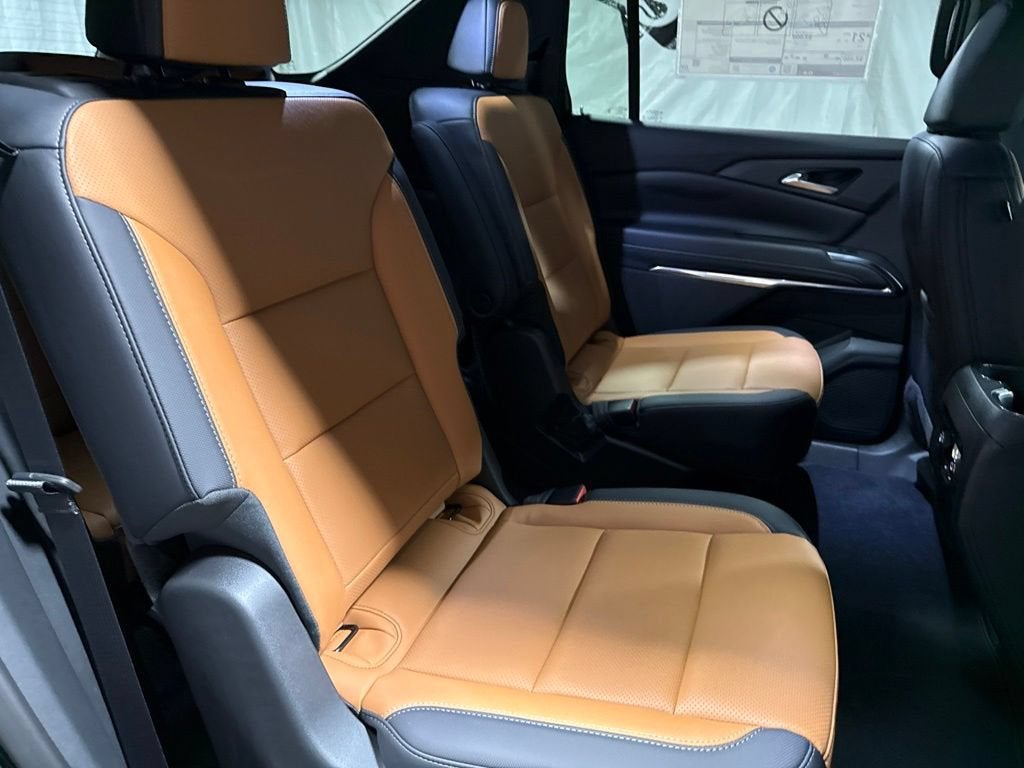 2027 Chevrolet Traverse Z71 - Photo 12