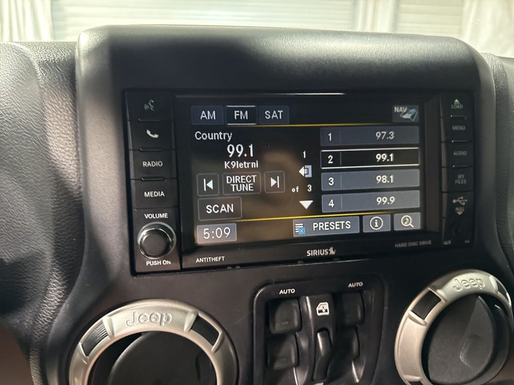 2017 Jeep Wrangler Unlimited Sahara