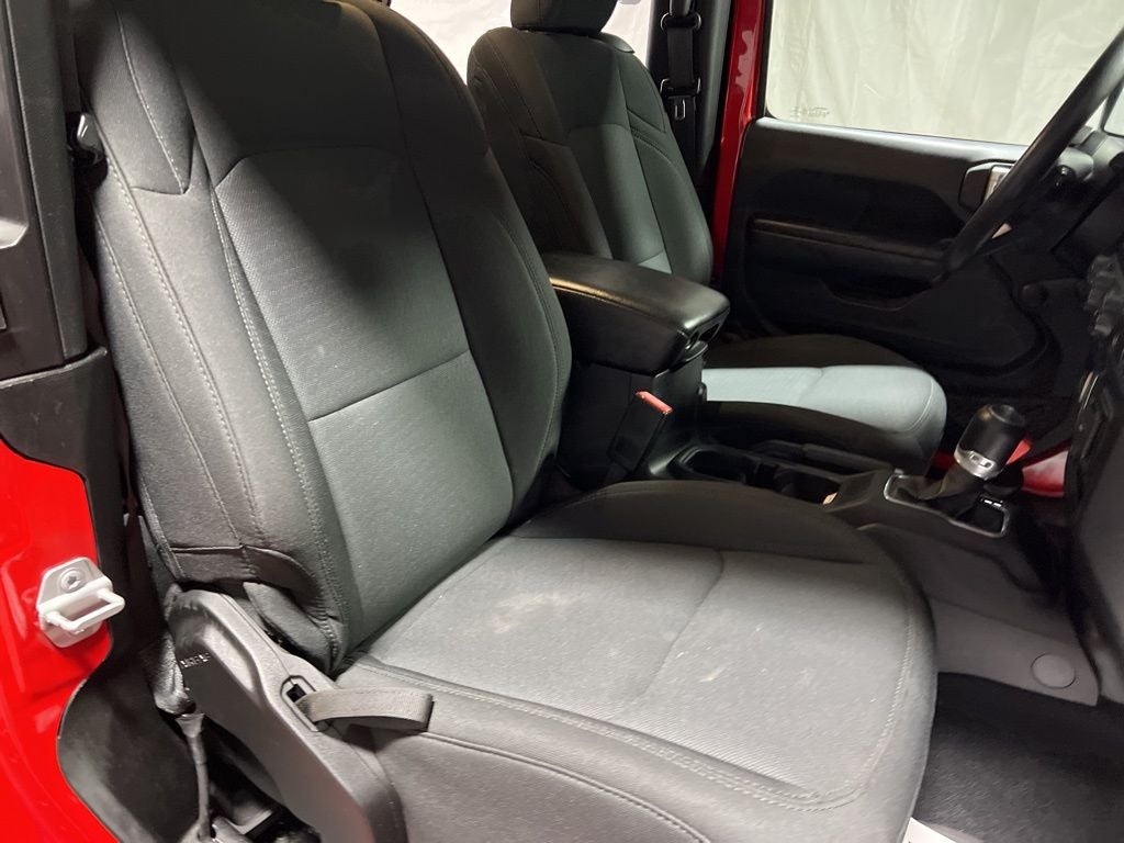 2022 Jeep Wrangler Sport