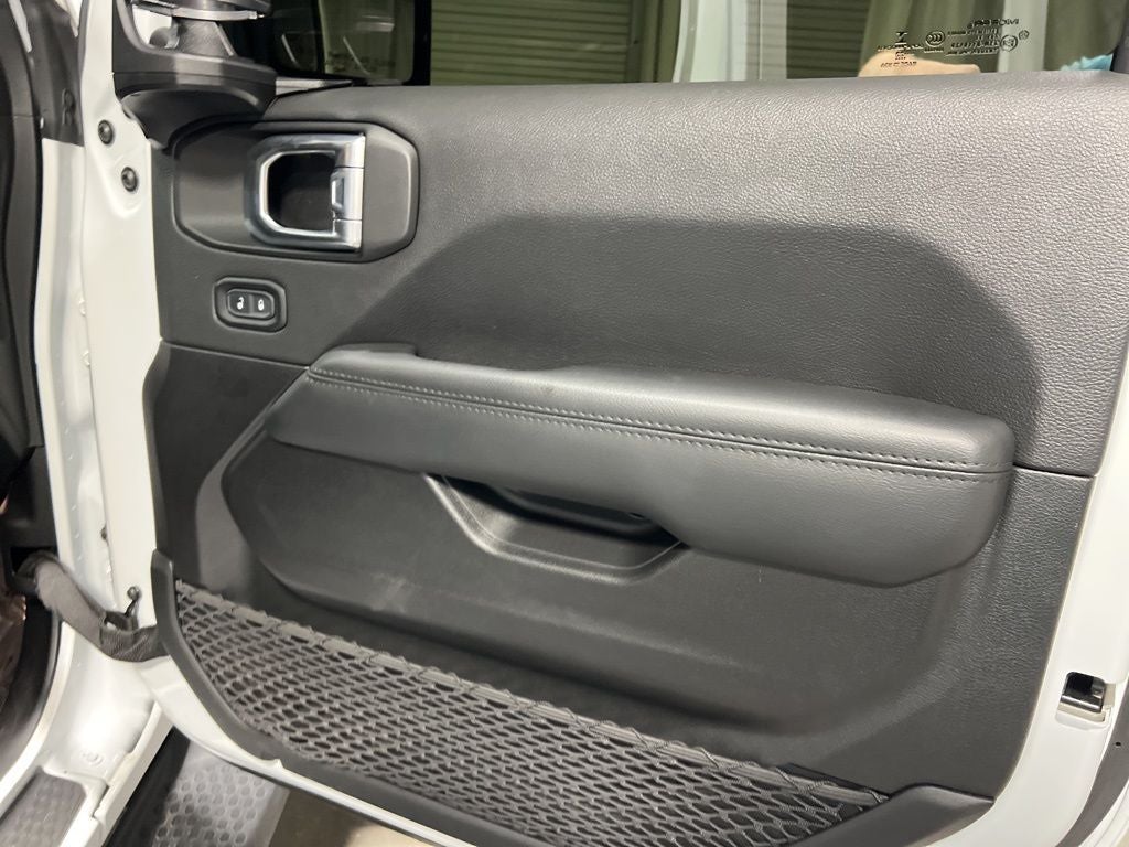 2022 Jeep Wrangler Unlimited Sahara Altitude