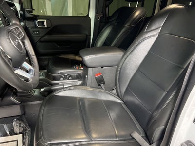 2022 Jeep Wrangler Unlimited Sahara Altitude