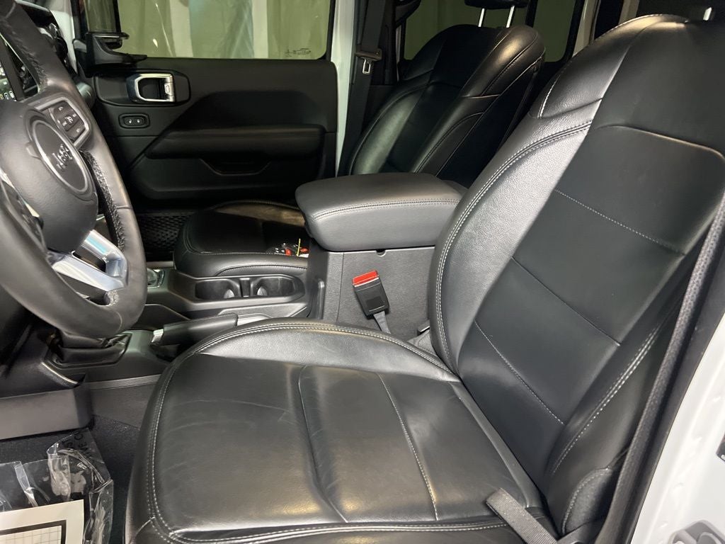 2022 Jeep Wrangler Unlimited Sahara Altitude