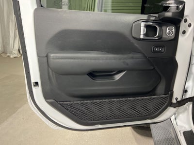 2022 Jeep Wrangler Unlimited Sahara Altitude