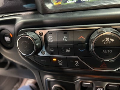 2022 Jeep Wrangler Unlimited Sahara Altitude