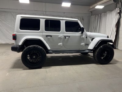 2022 Jeep Wrangler Unlimited Sahara Altitude