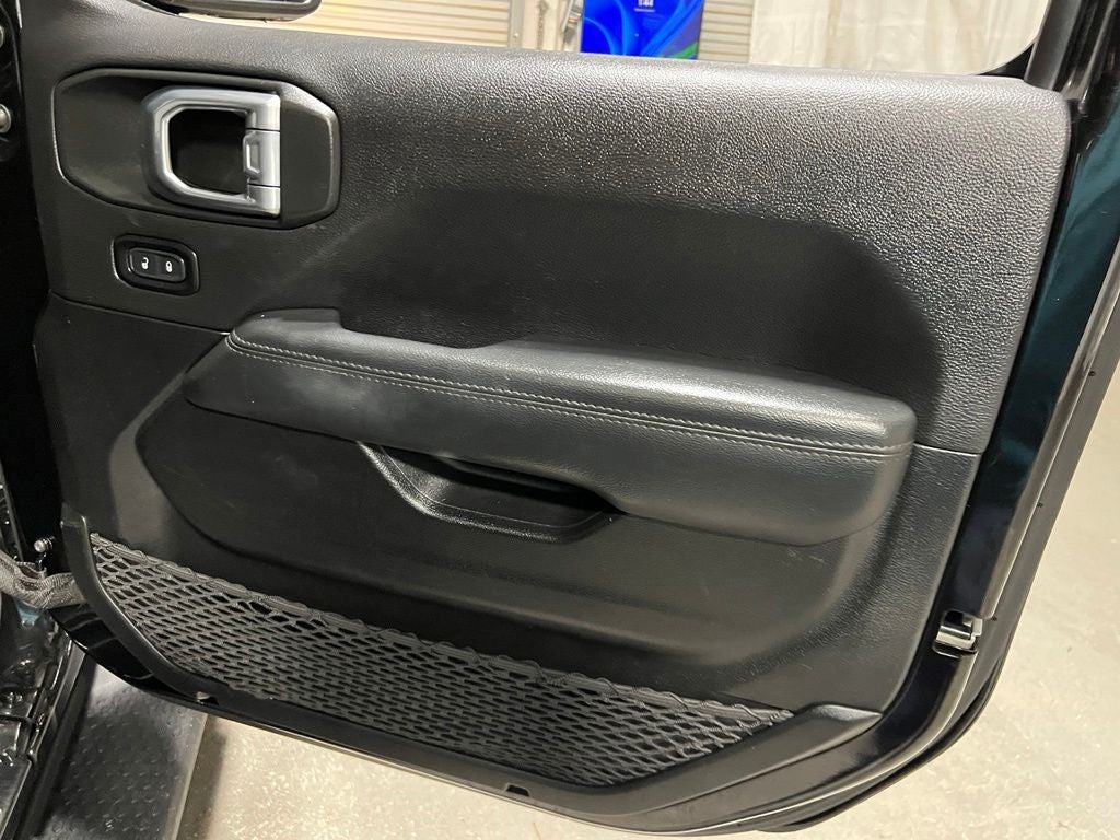 2022 Jeep Wrangler Unlimited Sahara Altitude