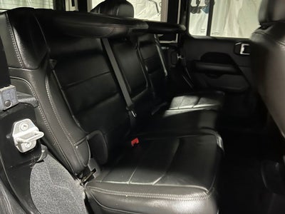 2022 Jeep Wrangler Unlimited Sahara Altitude