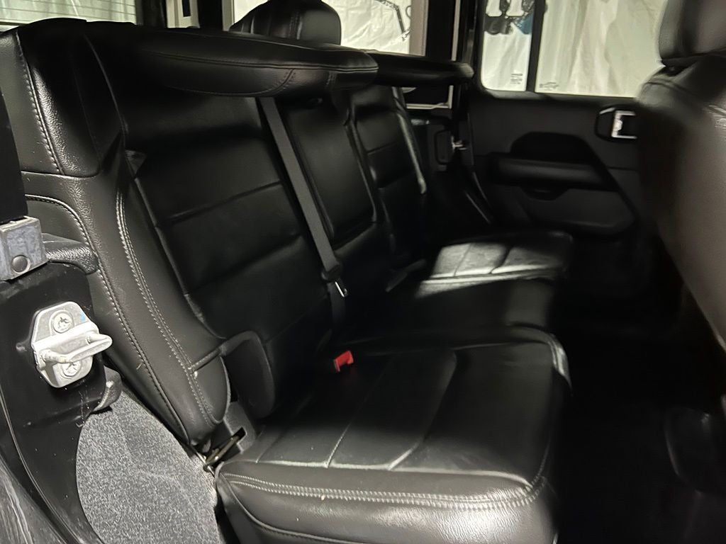 2022 Jeep Wrangler Unlimited Sahara Altitude
