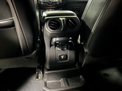 2022 Jeep Wrangler Unlimited Sahara Altitude