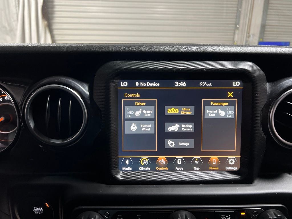 2022 Jeep Wrangler Unlimited Sahara Altitude