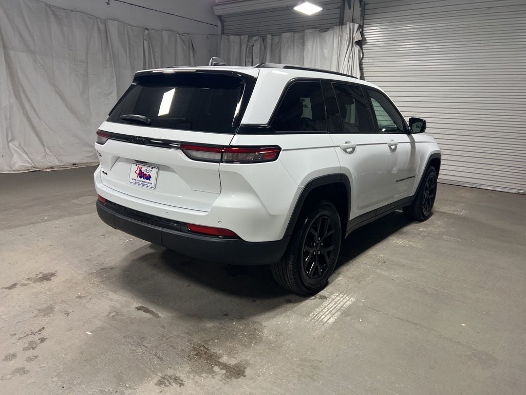 2025 Jeep Grand Cherokee Altitude