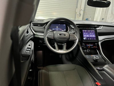 2024 Jeep Grand Cherokee L Laredo