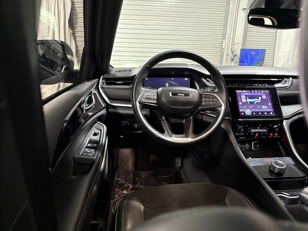 2022 Jeep Grand Cherokee L Altitude