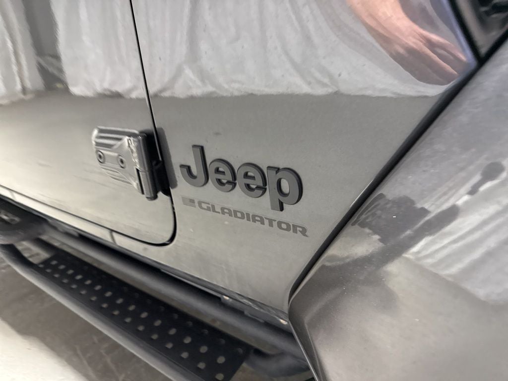 2023 Jeep Gladiator Sport S