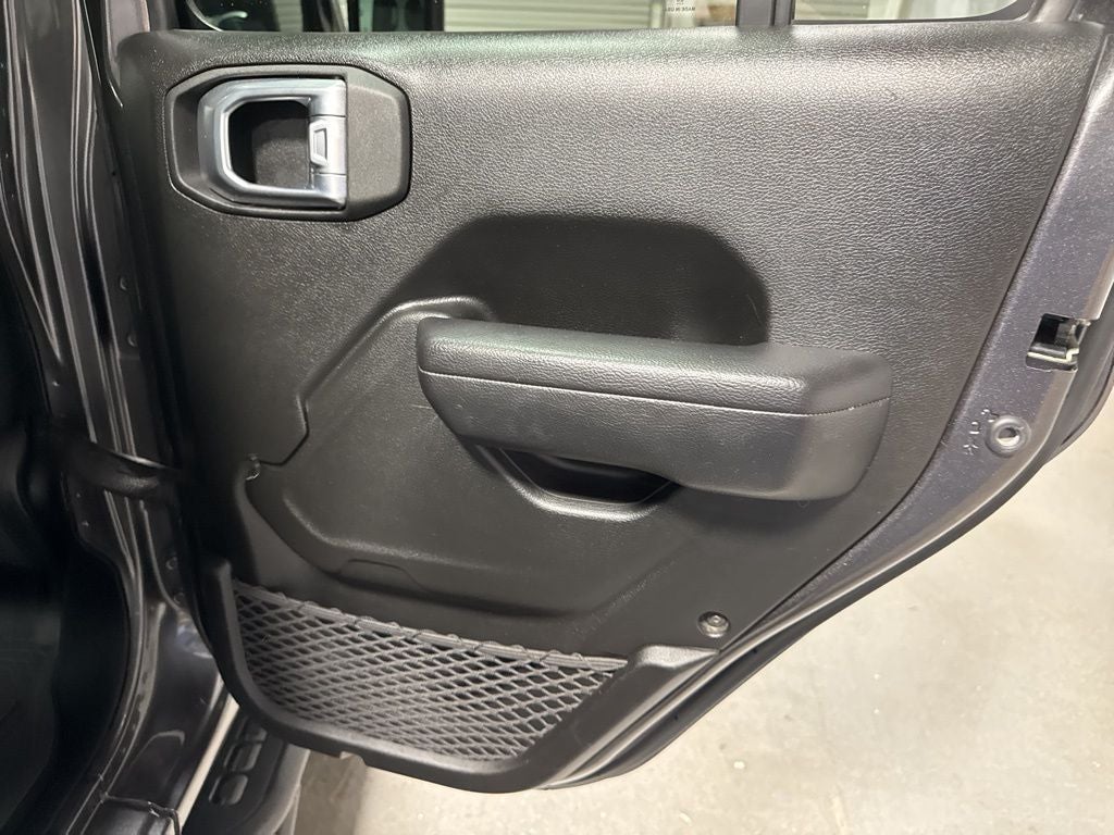 2023 Jeep Gladiator Sport S