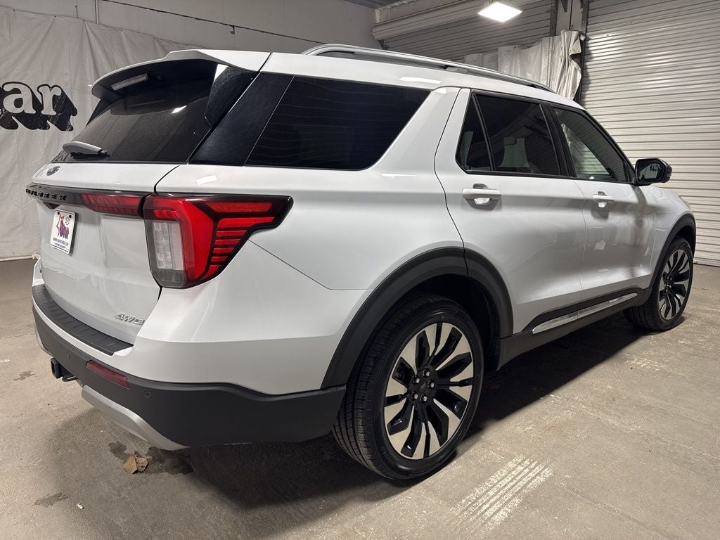 2025 Ford Explorer Platinum