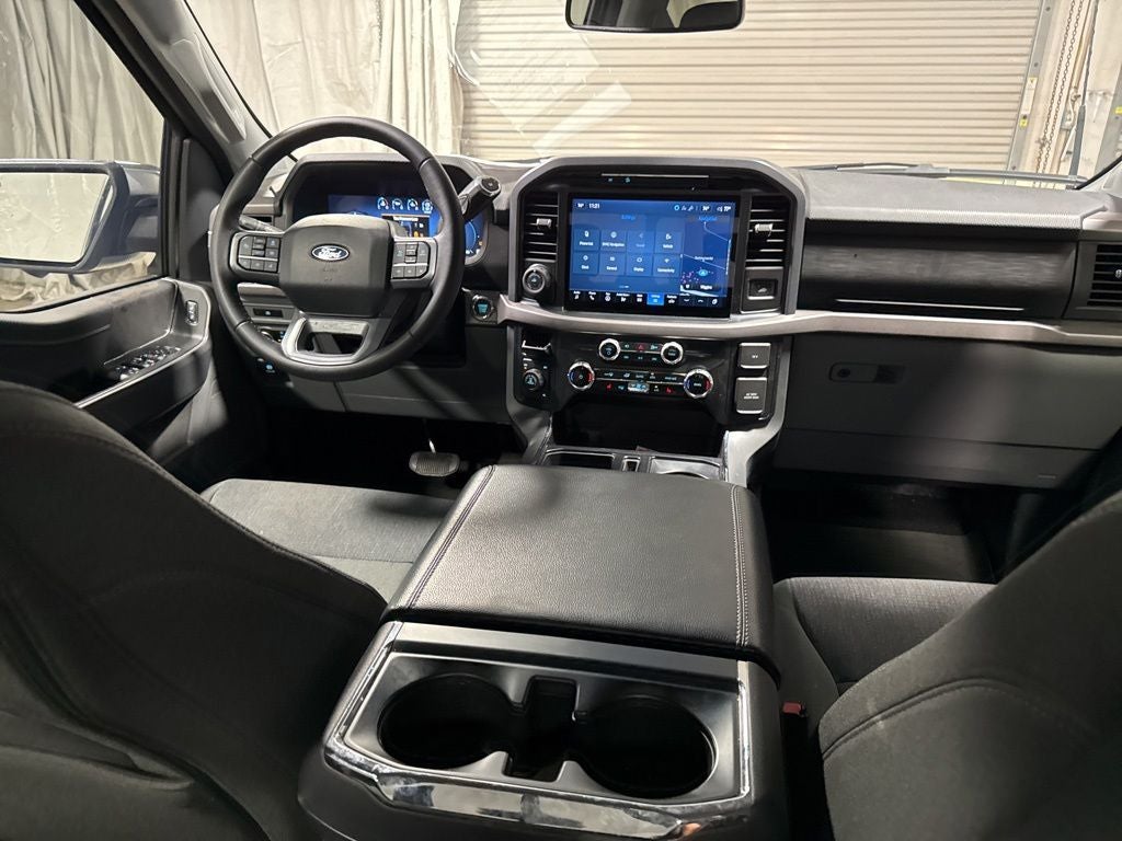 2025 Ford F-150 XLT FX4