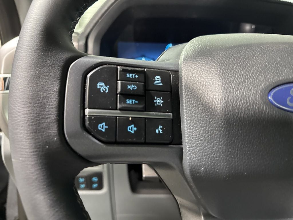 2025 Ford F-150 XLT FX4