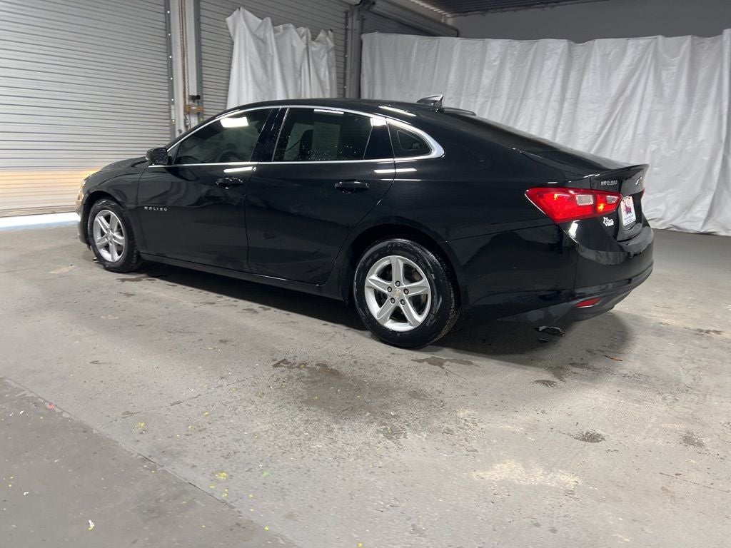 2022 Chevrolet Malibu LS 1LS