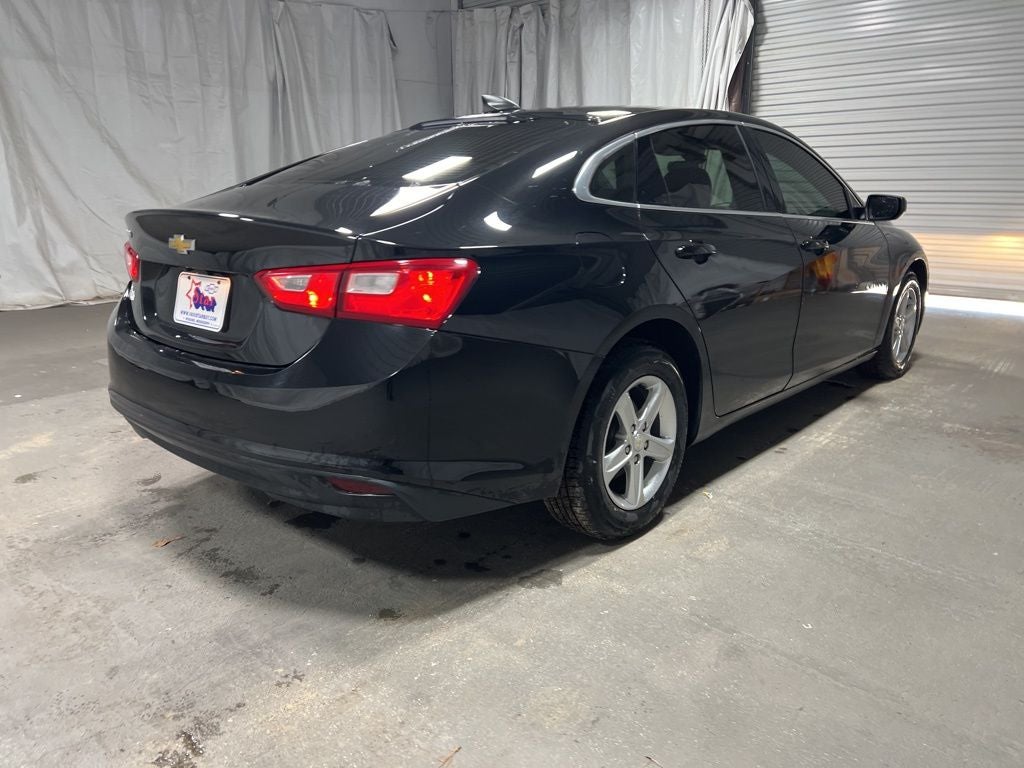 2022 Chevrolet Malibu LS 1LS