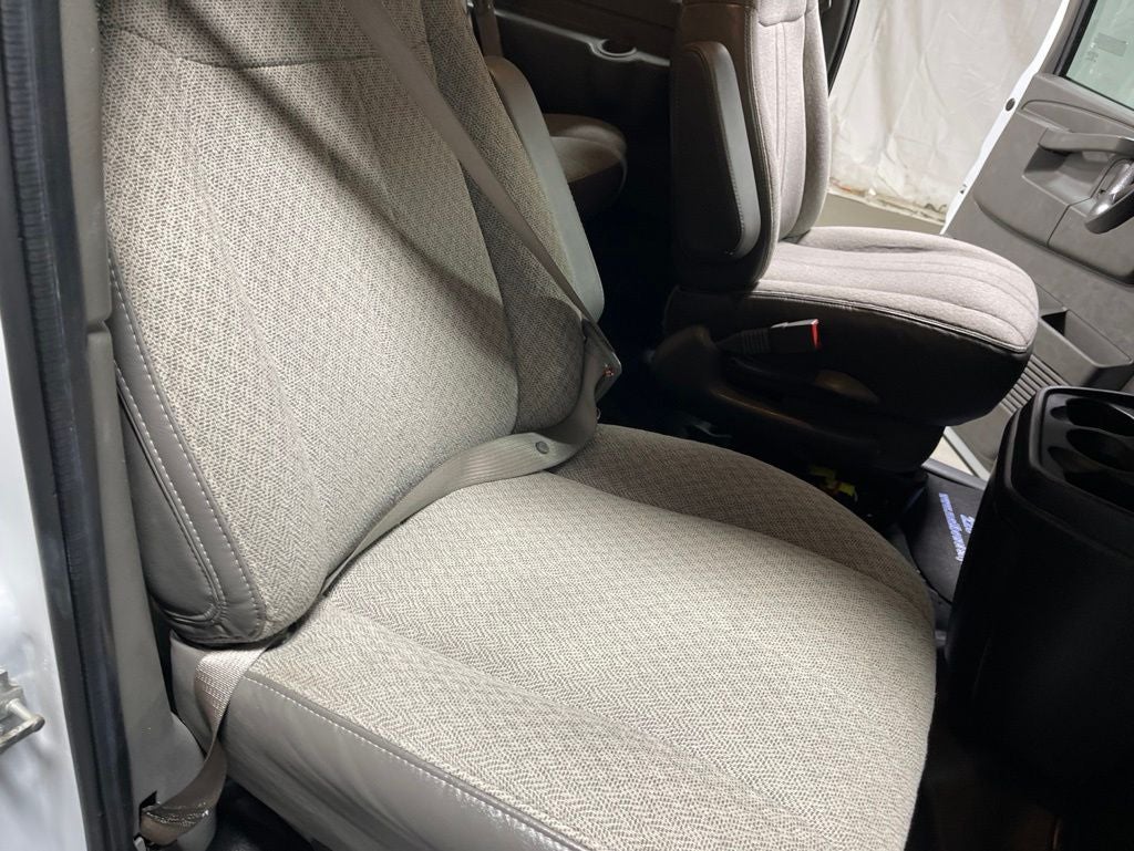2023 Chevrolet Express 3500 LS Passenger
