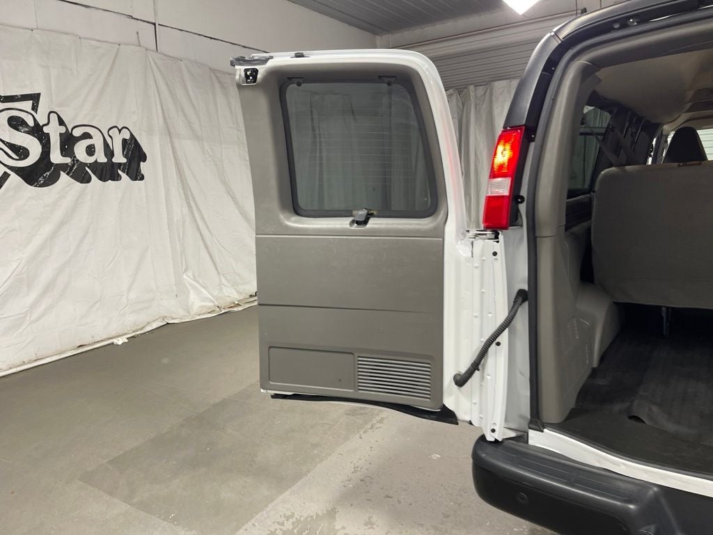 2023 Chevrolet Express 3500 LS Passenger