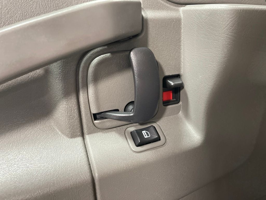 2023 Chevrolet Express 3500 LS Passenger