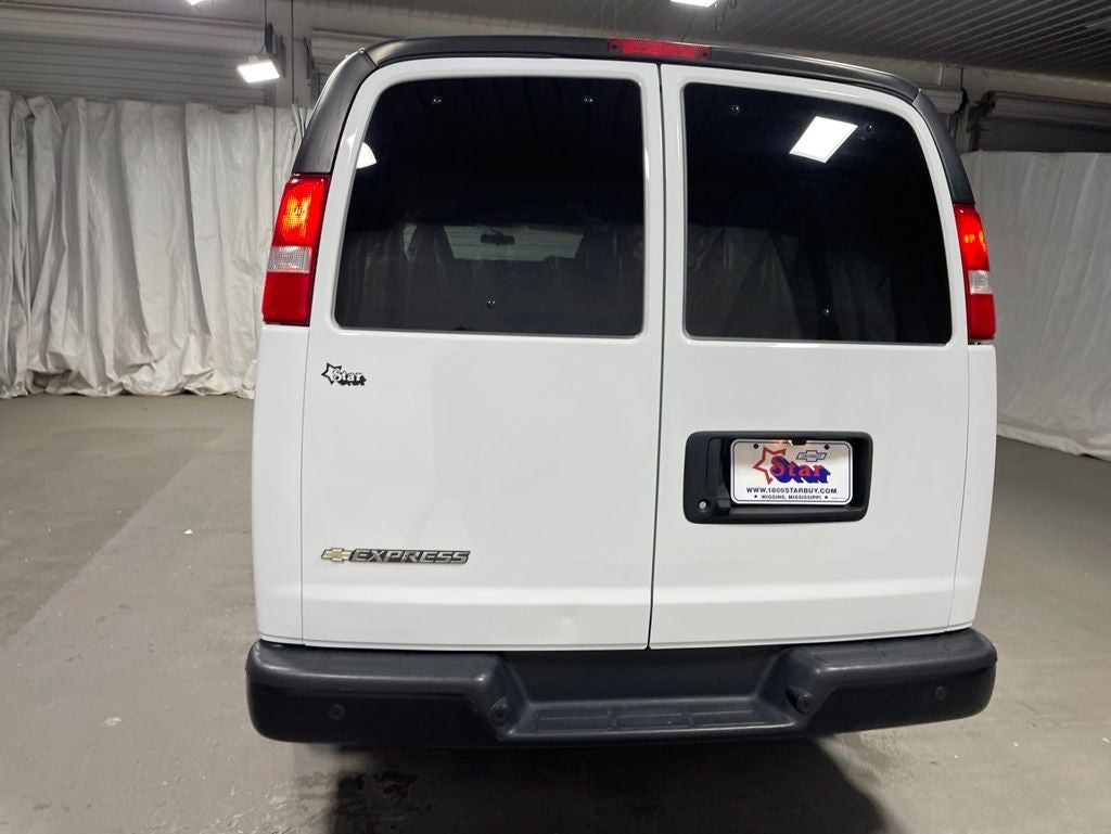 2023 Chevrolet Express 3500 LS Passenger