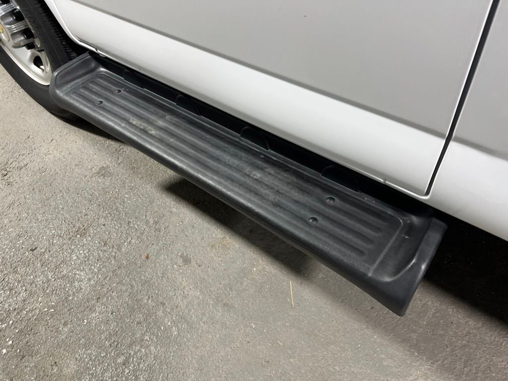 2025 Chevrolet Express 3500 LT 15 Passenger