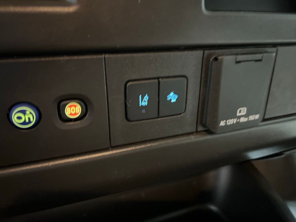 2025 Chevrolet Express 3500 LT 15 Passenger