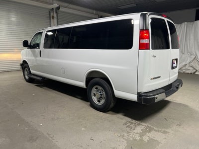 2025 Chevrolet Express 3500 LT 15 Passenger