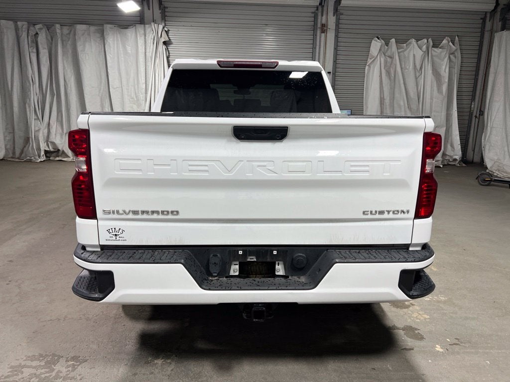 2022 Chevrolet Silverado 1500 Custom
