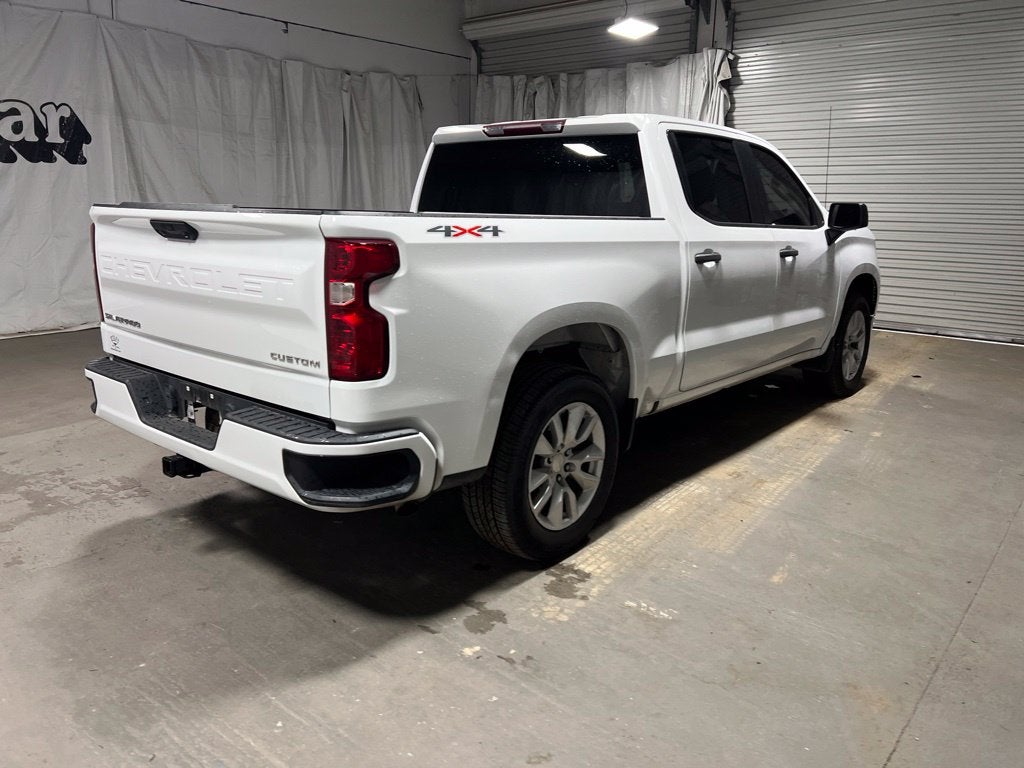 2022 Chevrolet Silverado 1500 Custom