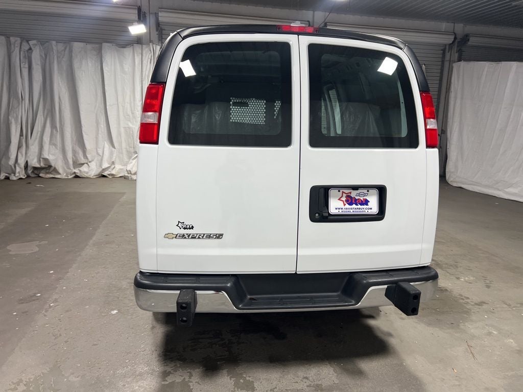 2024 Chevrolet Express 2500 Work Van Cargo