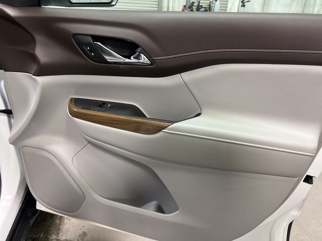 2020 GMC Acadia SLE