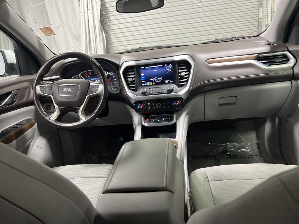2020 GMC Acadia SLE