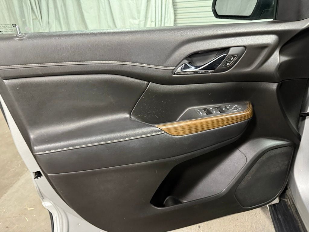 2019 GMC Acadia SLE-1