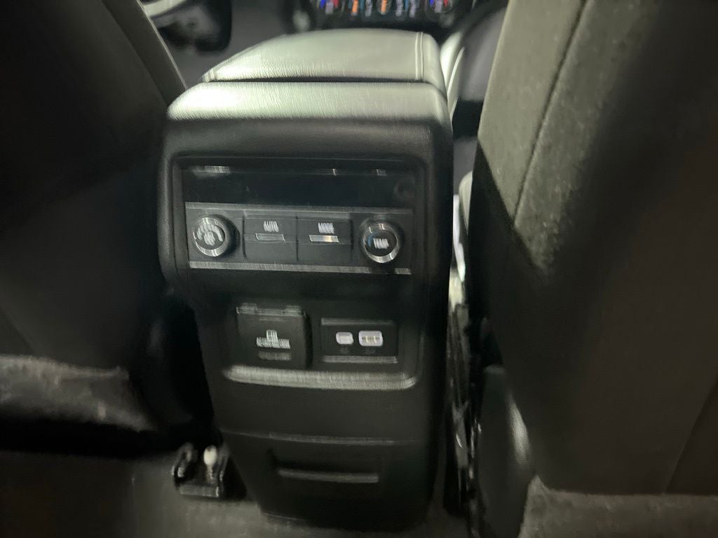 2020 GMC Acadia SLE