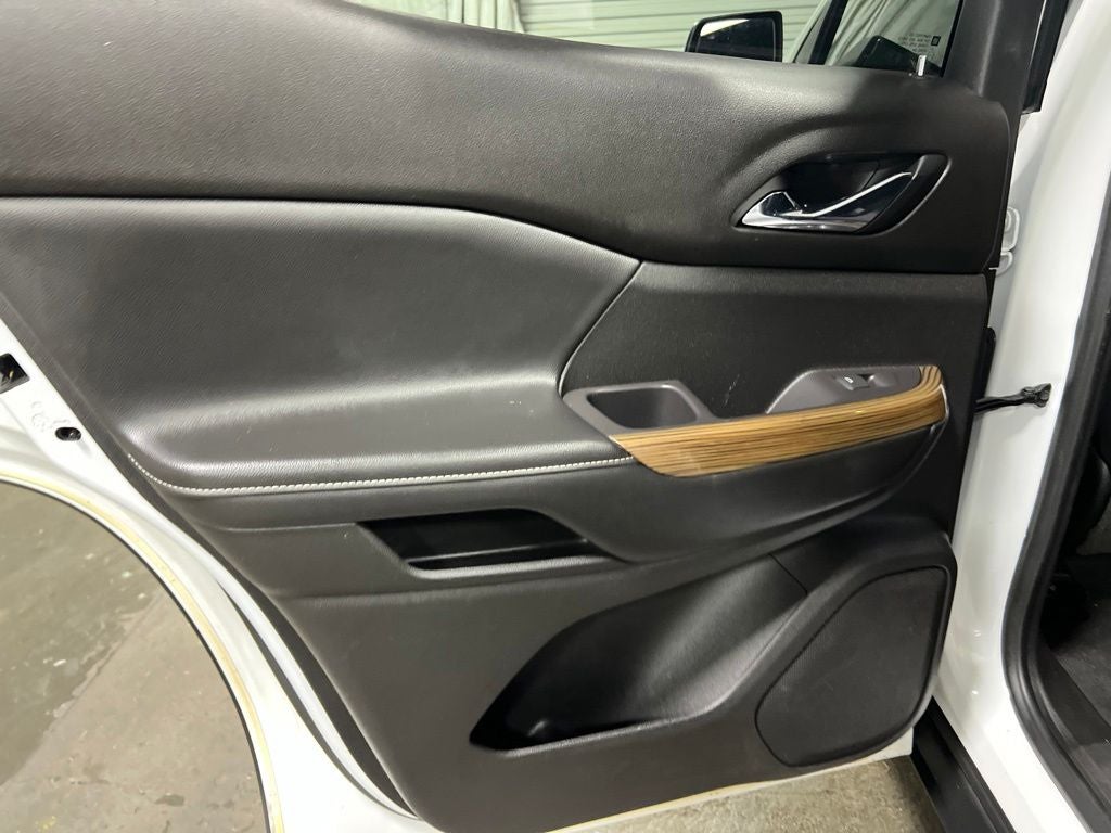 2020 GMC Acadia SLE