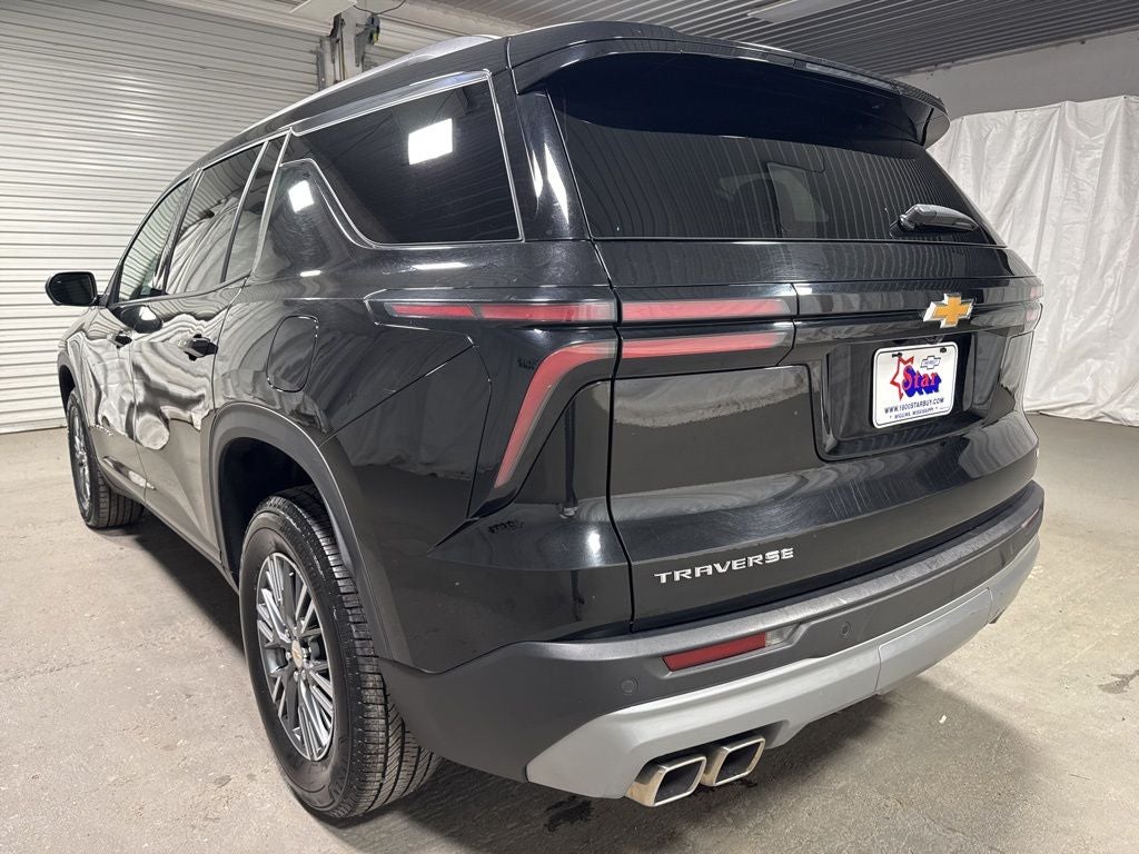 2024 Chevrolet Traverse LT