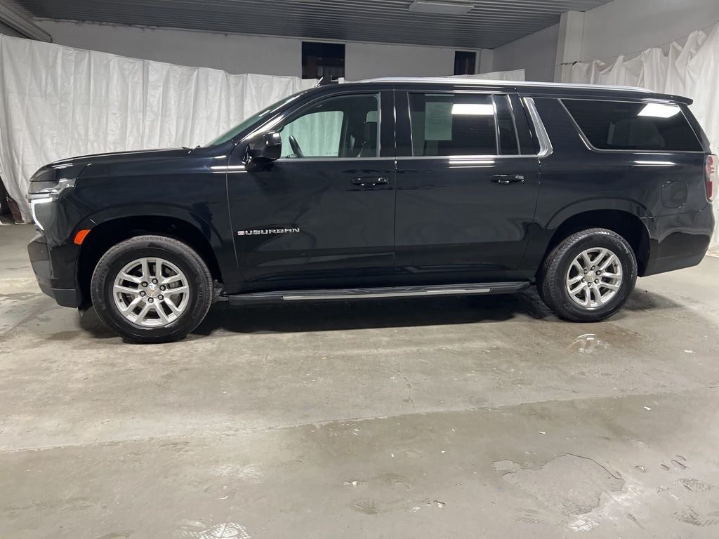 2024 Chevrolet Suburban LT