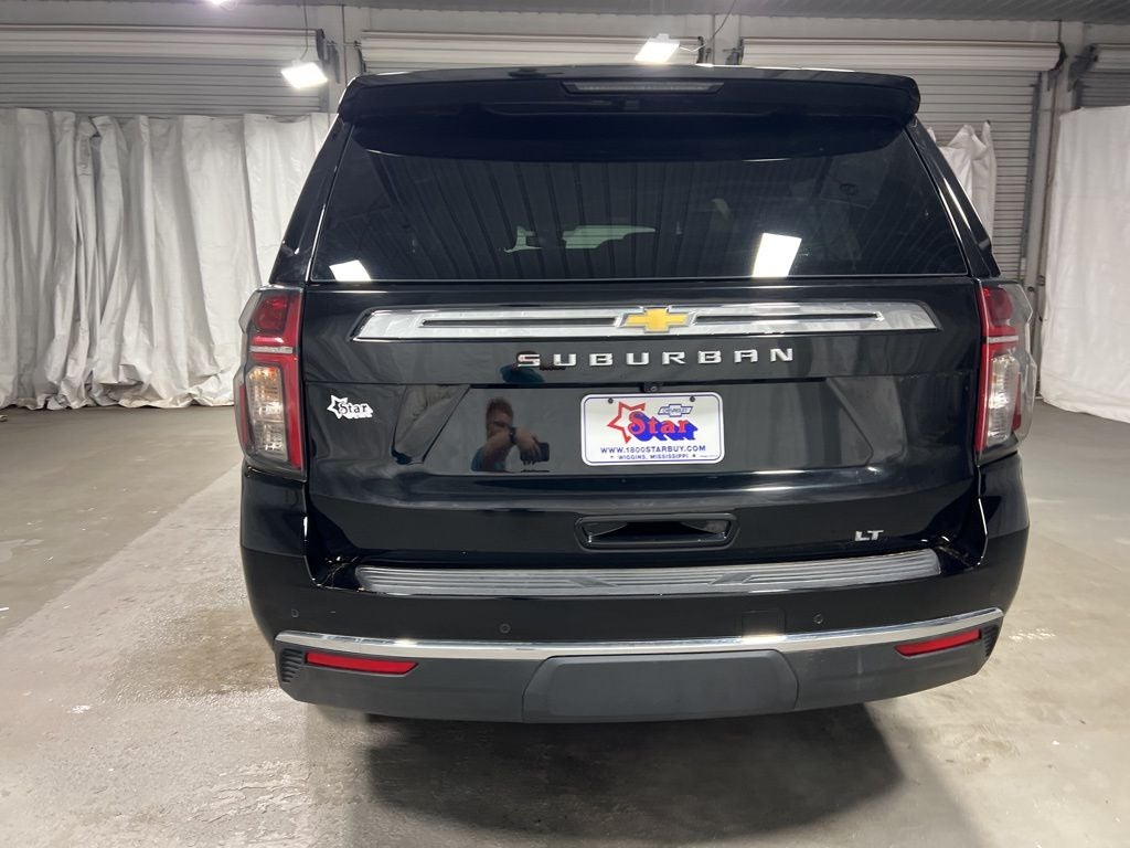 2024 Chevrolet Suburban LT