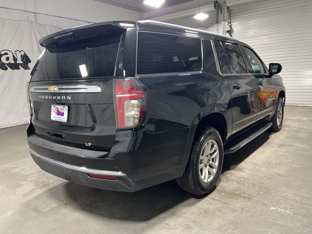 2024 Chevrolet Suburban LT
