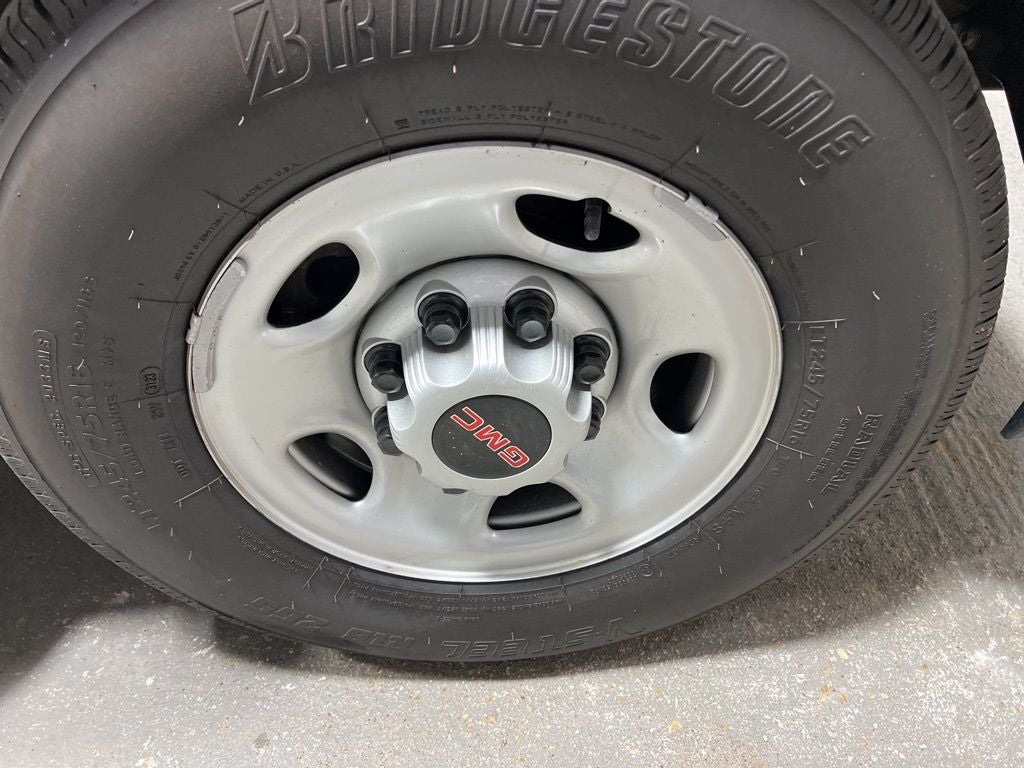 2023 GMC Savana 2500 Work Van