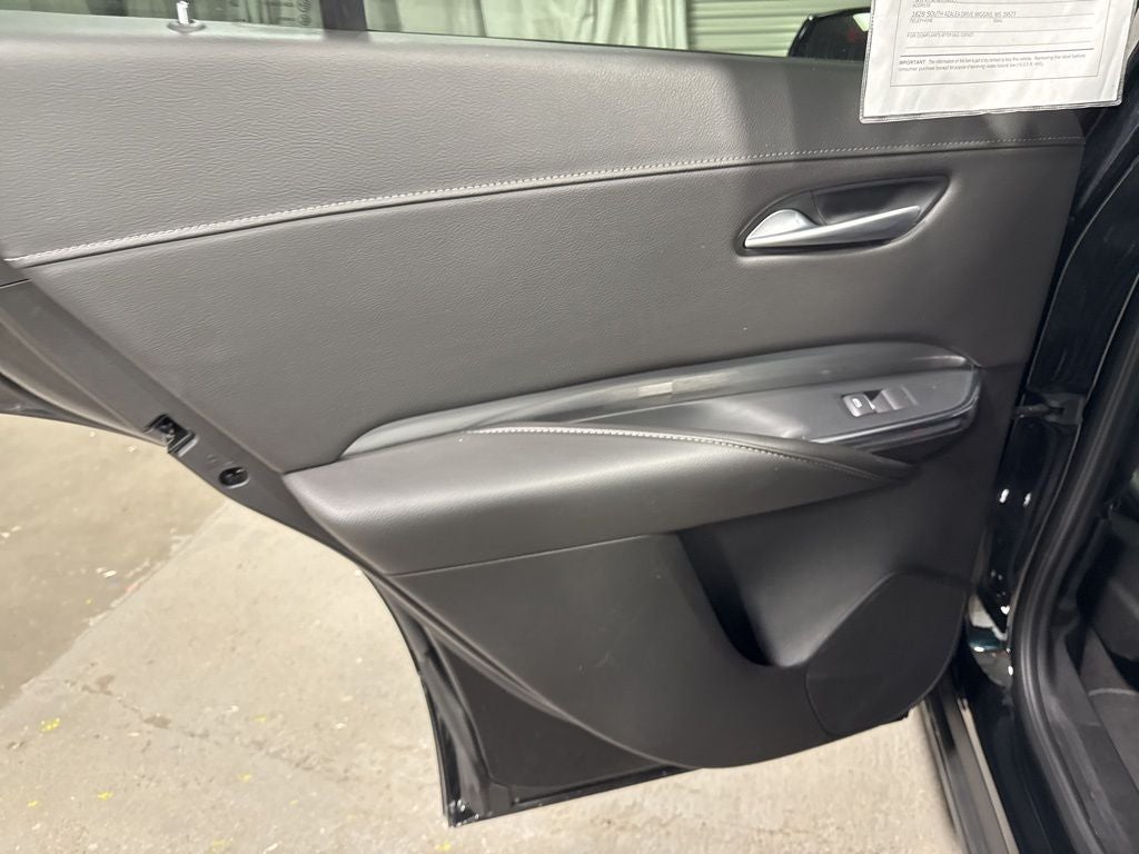 2025 Cadillac XT4 Premium Luxury