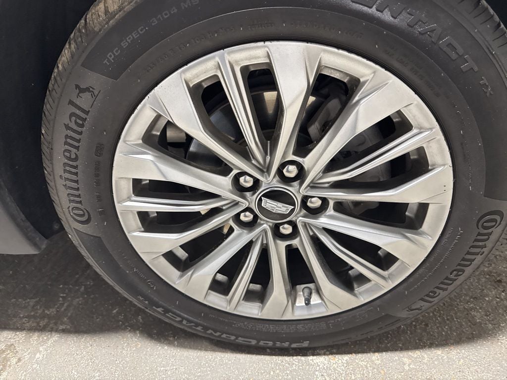 2025 Cadillac XT4 Premium Luxury